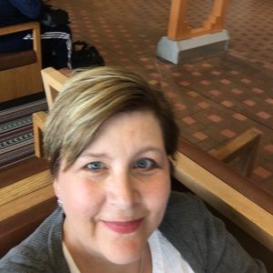 Meet your Posher, Amy